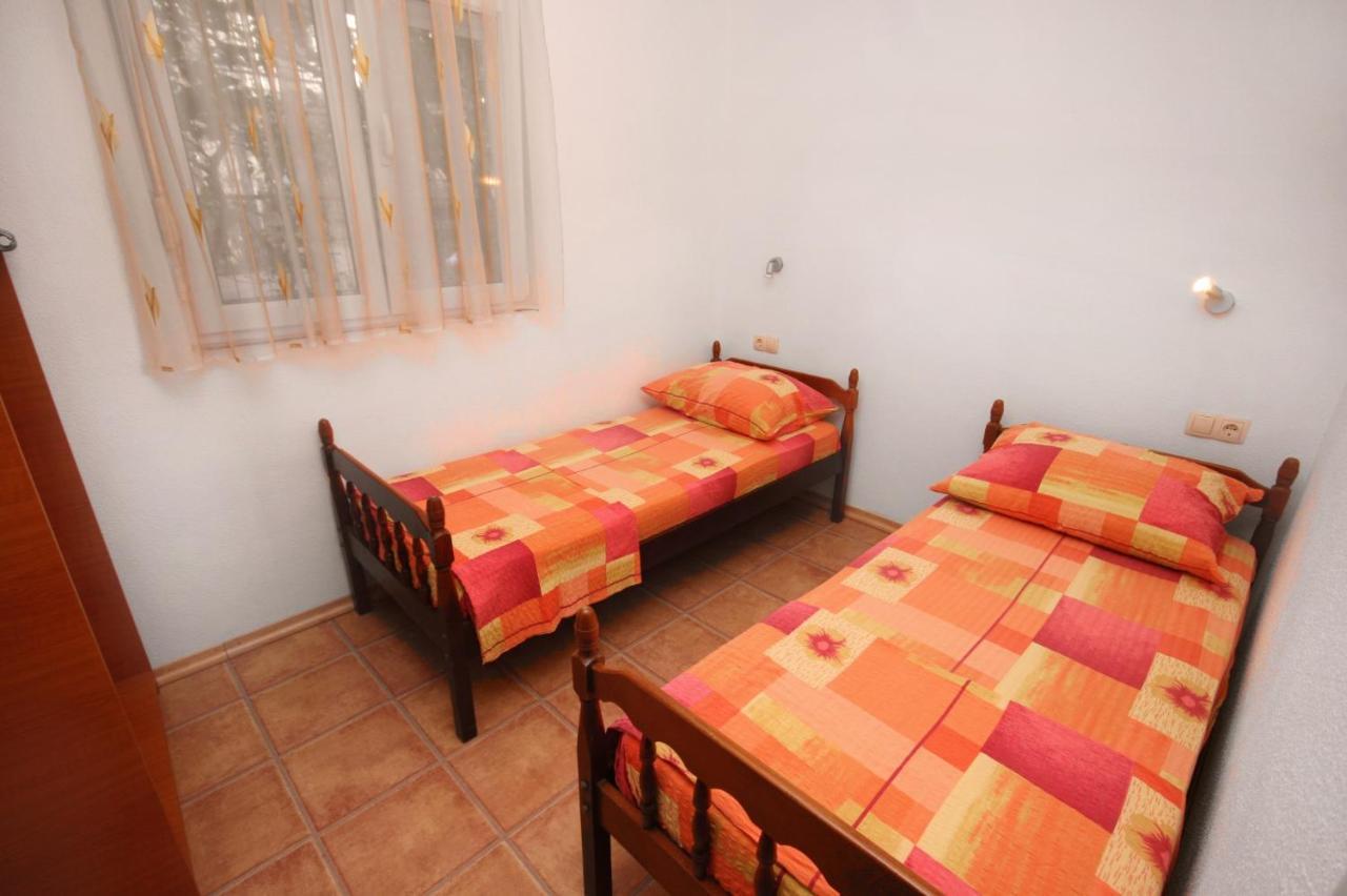 Apartments With A Parking Space Podaca, Makarska - 6050 Exterior photo