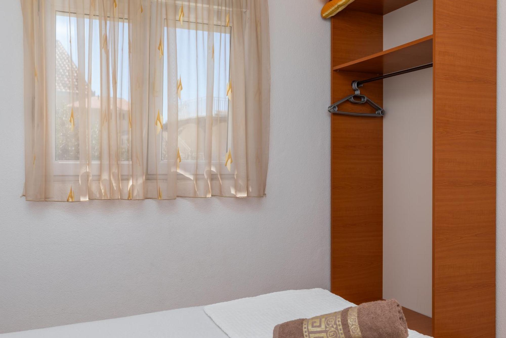 Apartments With A Parking Space Podaca, Makarska - 6050 Exterior photo